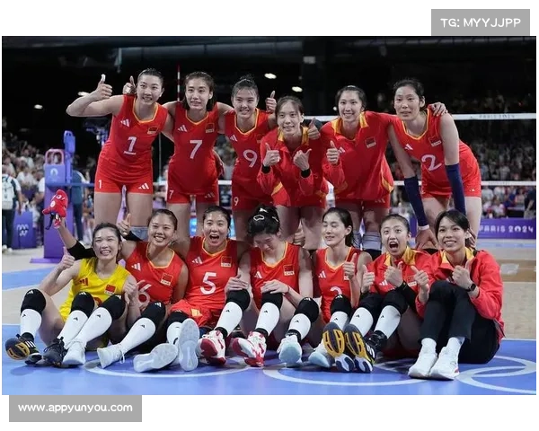 奥运会男子足球赛：年轻力量崛起激荡赛场风云